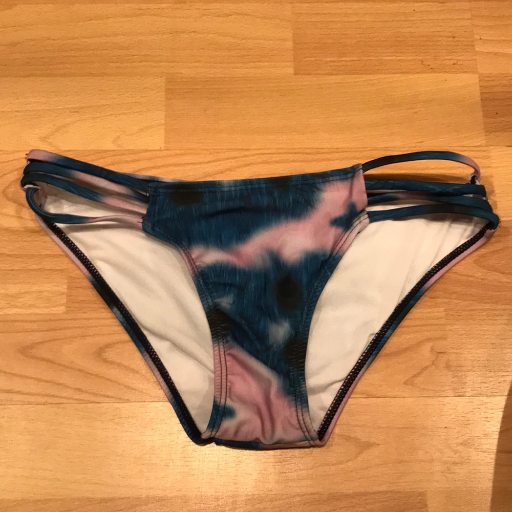 Bathing suit
